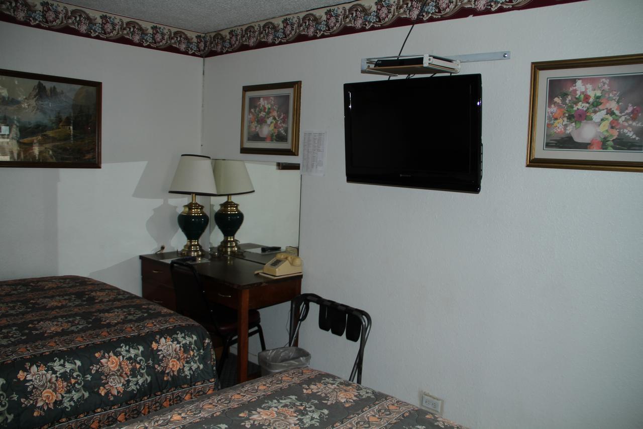Skyliner Motel Stroud 外观 照片