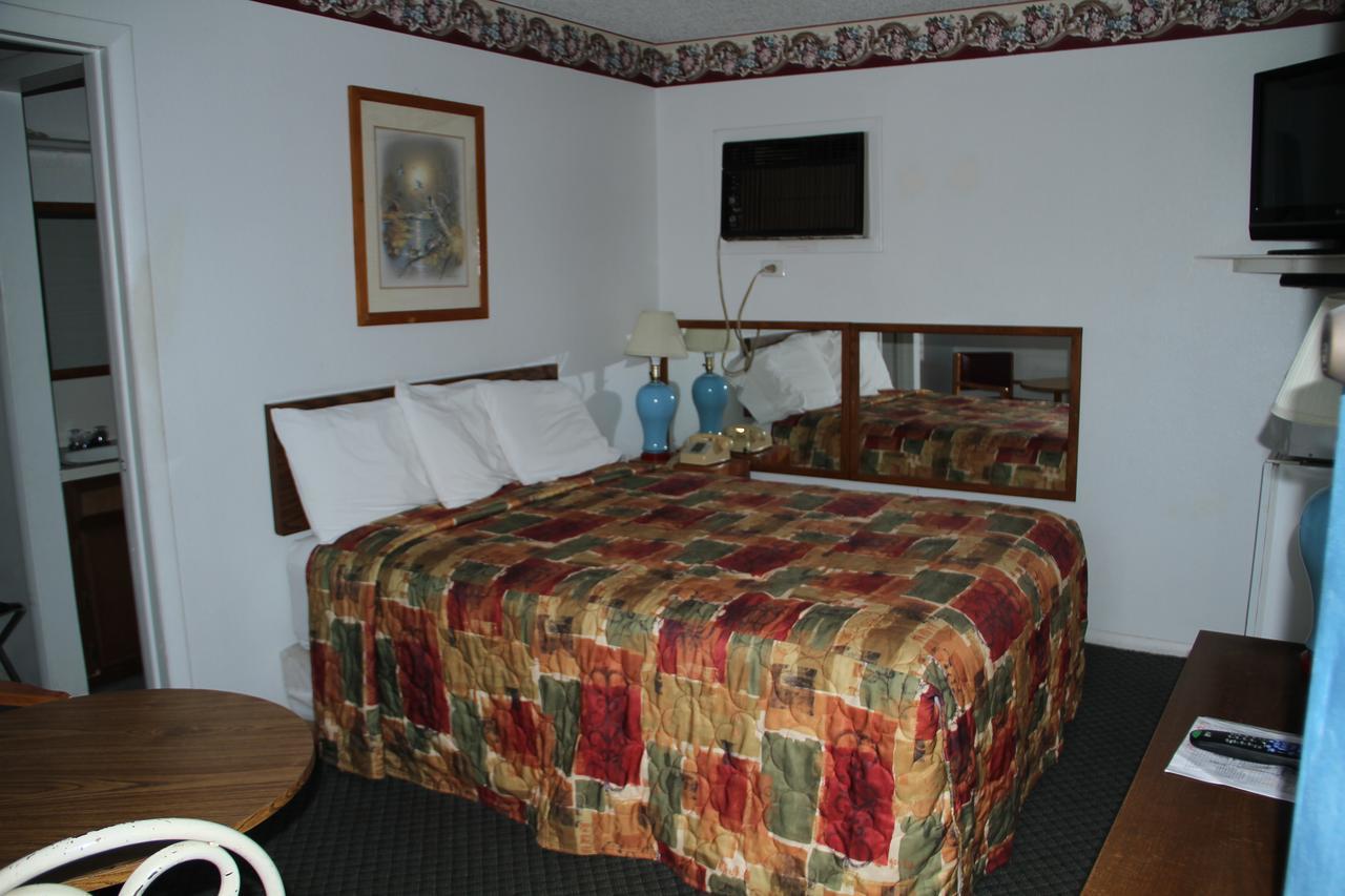 Skyliner Motel Stroud 外观 照片