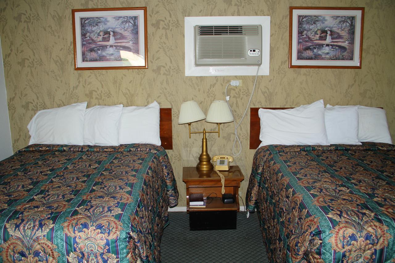 Skyliner Motel Stroud 外观 照片