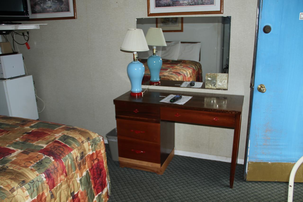 Skyliner Motel Stroud 外观 照片