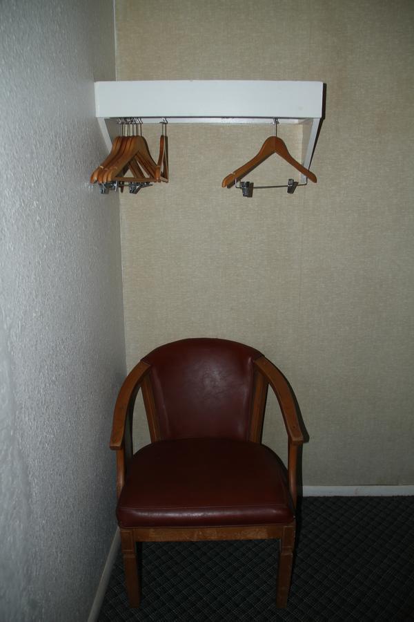 Skyliner Motel Stroud 外观 照片