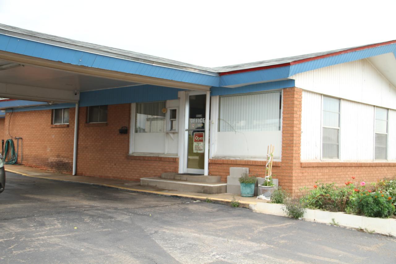 Skyliner Motel Stroud 外观 照片